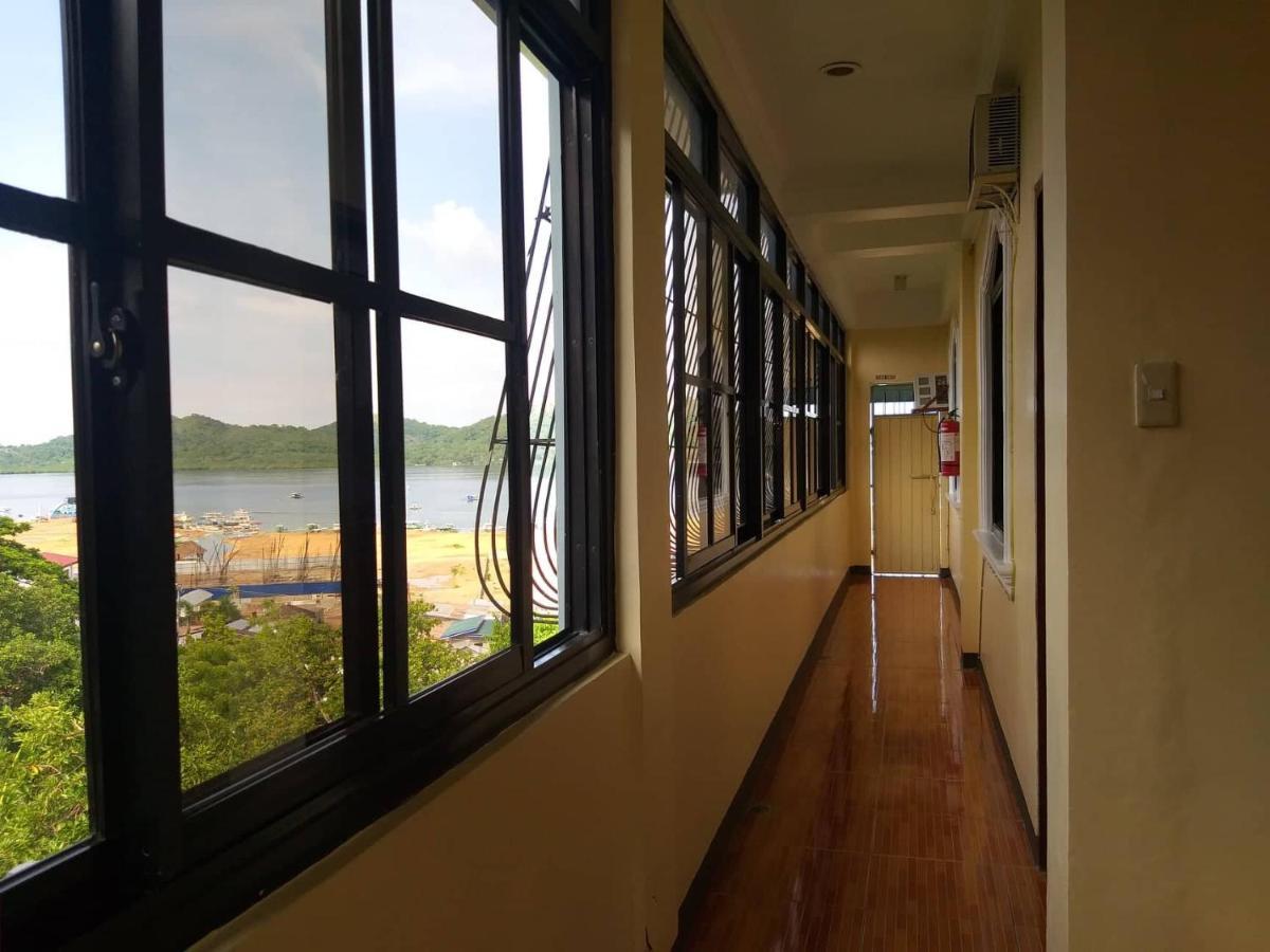 Divine Castle Travelers Inn Coron Eksteriør bilde